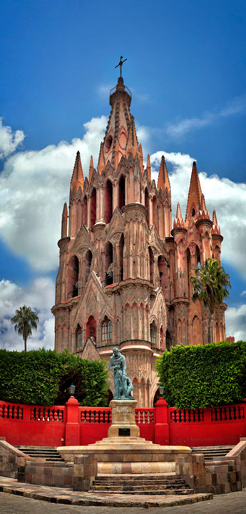 Large format fine art photograph of Parroquia de San Miguel Arc?ngel