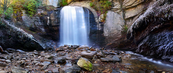Frozen Falls | Looking Glass Waterfall | Pisgah National Forest Brevard North Carolina